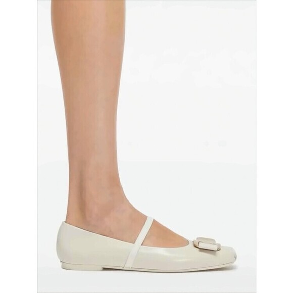 Salvatore Ferragamo Goat Leather Flat Shoes - NWT - Picture 2 of 4